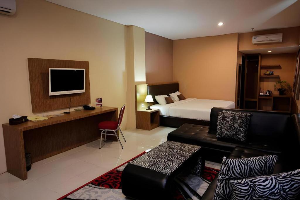 Asoka Luxury Hotel Bandar Lampung Luaran gambar