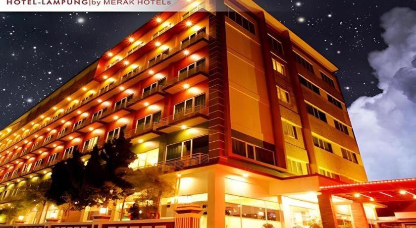 Asoka Luxury Hotel Bandar Lampung Luaran gambar