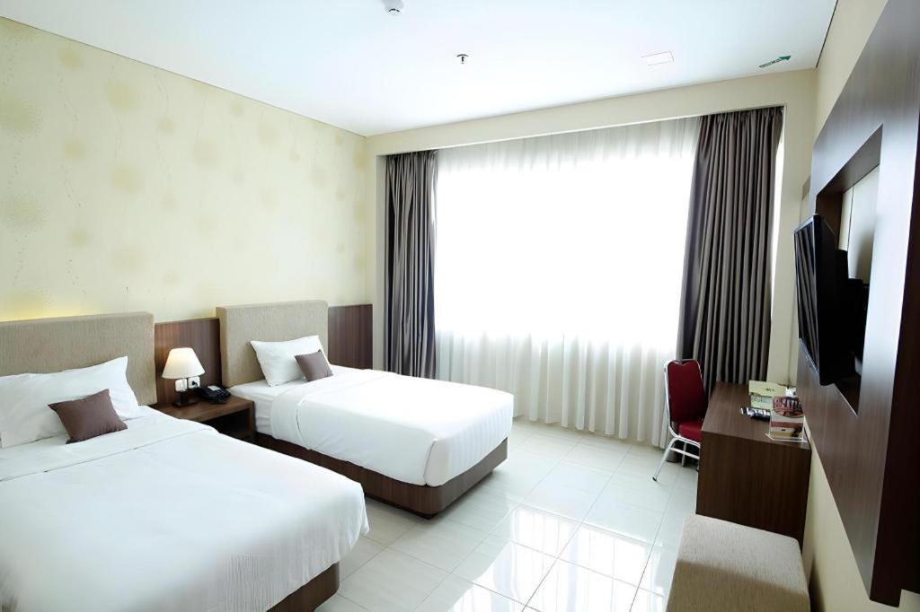 Asoka Luxury Hotel Bandar Lampung Luaran gambar