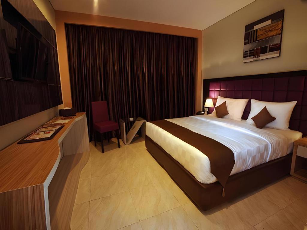Asoka Luxury Hotel Bandar Lampung Luaran gambar