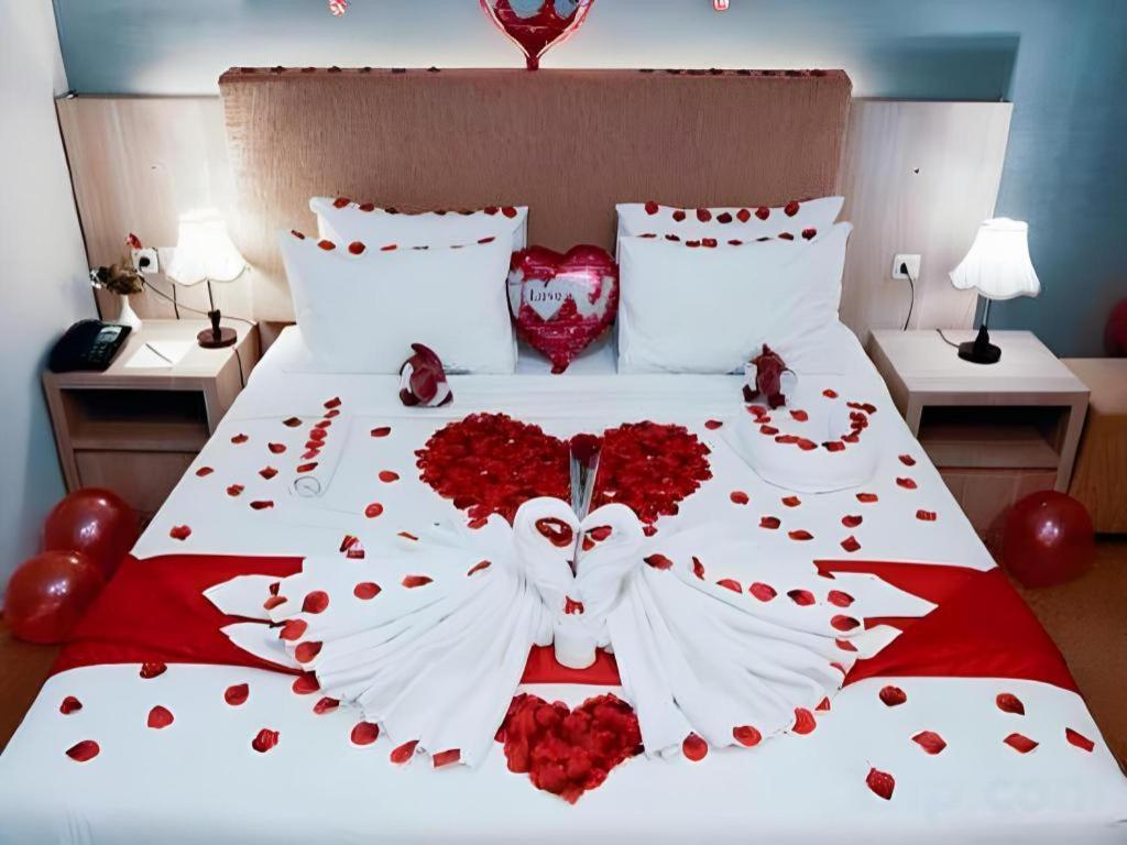 Asoka Luxury Hotel Bandar Lampung Luaran gambar
