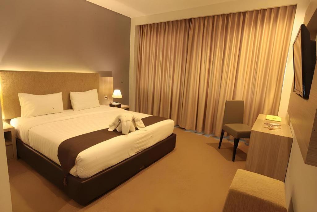 Asoka Luxury Hotel Bandar Lampung Luaran gambar