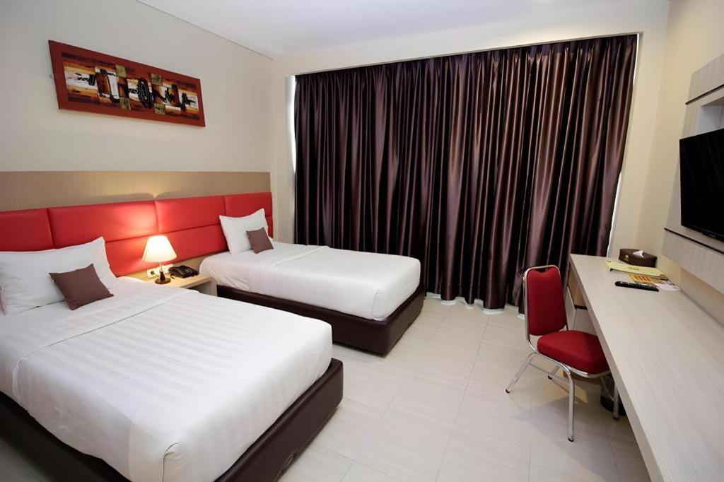 Asoka Luxury Hotel Bandar Lampung Luaran gambar