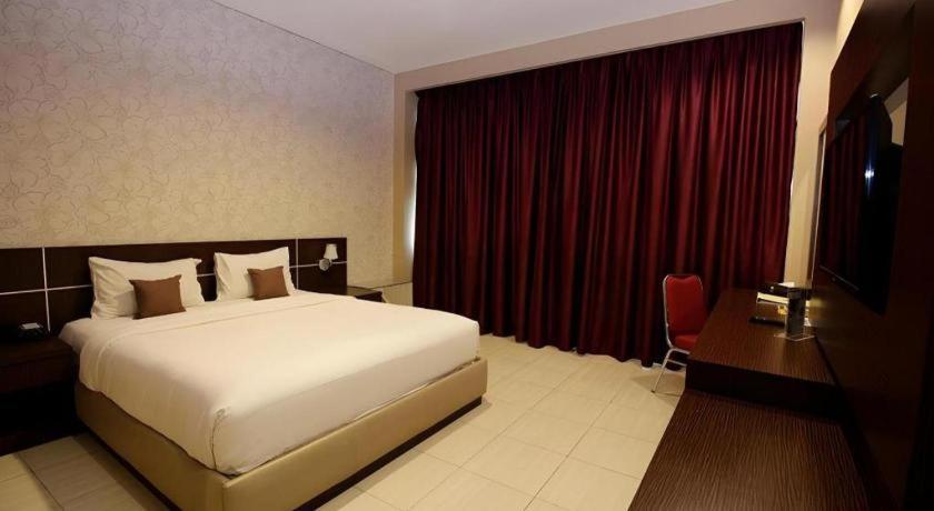 Asoka Luxury Hotel Bandar Lampung Luaran gambar