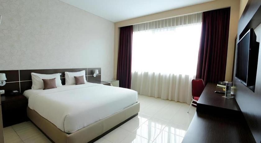 Asoka Luxury Hotel Bandar Lampung Luaran gambar
