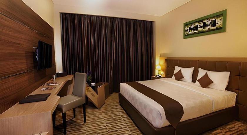 Asoka Luxury Hotel Bandar Lampung Luaran gambar