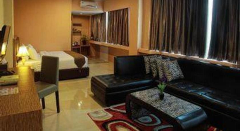 Asoka Luxury Hotel Bandar Lampung Luaran gambar