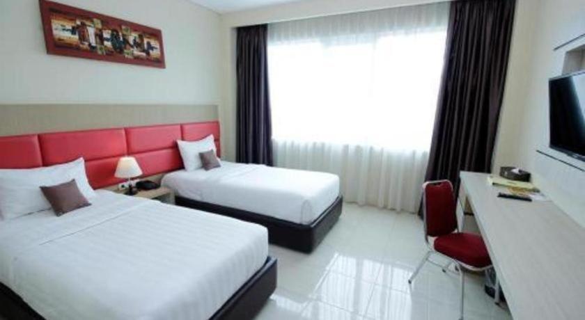 Asoka Luxury Hotel Bandar Lampung Luaran gambar