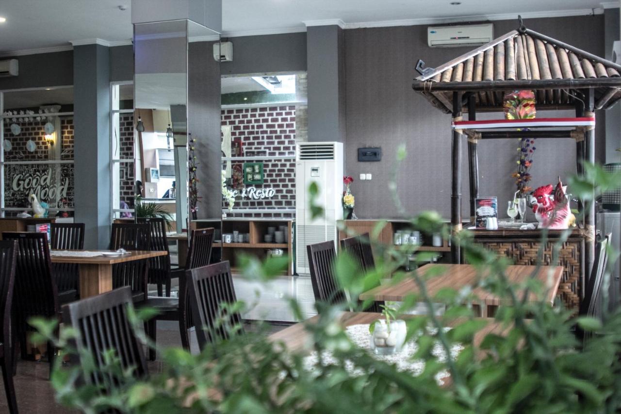 Asoka Luxury Hotel Bandar Lampung Luaran gambar