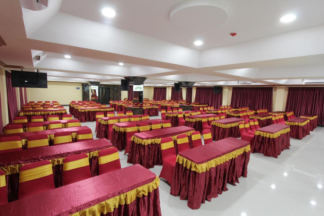 Asoka Luxury Hotel Bandar Lampung Luaran gambar